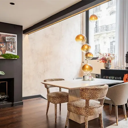 Veeve - Contemporary Excellence * Parigi